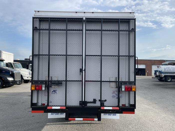 2027 Isuzu NPR — photo 4