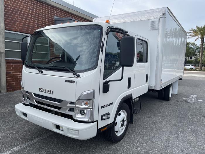 2027 Isuzu NPR — photo 2