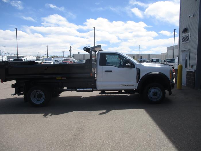 2026 Ford F-550-6