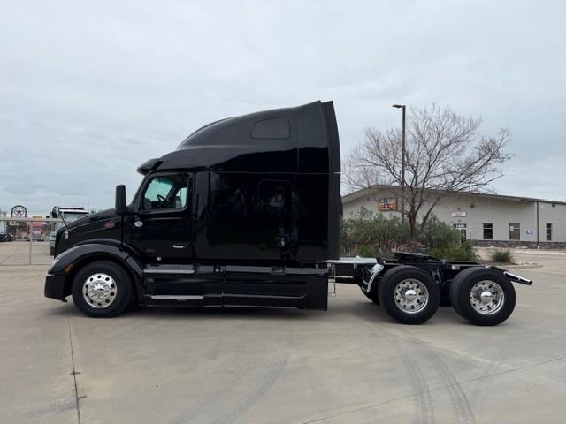 2022 Peterbilt 579-3