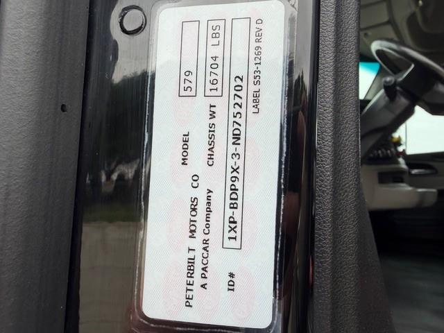 2022 Peterbilt 579-25