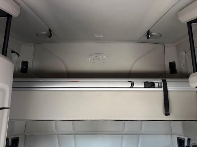 2022 Peterbilt 579-33