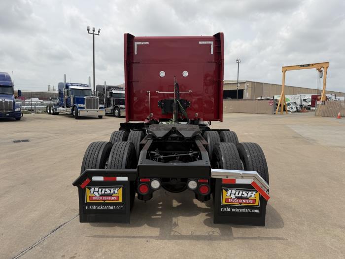 2022 Peterbilt 579-4
