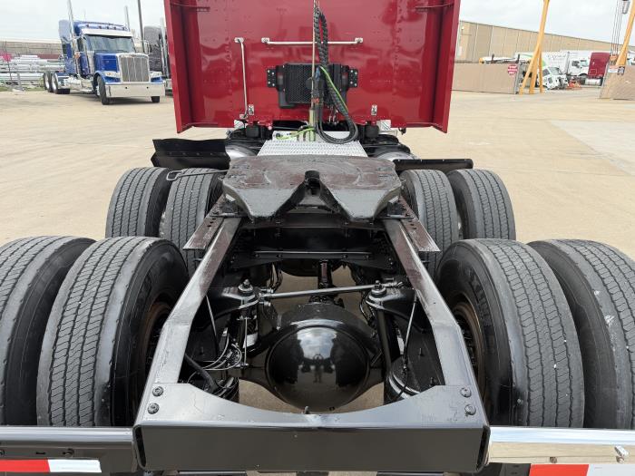 2022 Peterbilt 579-13