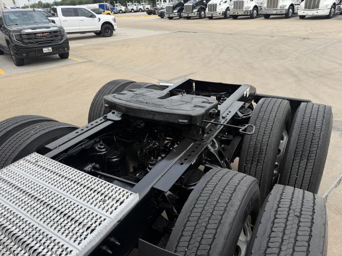 2022 Peterbilt 579-14