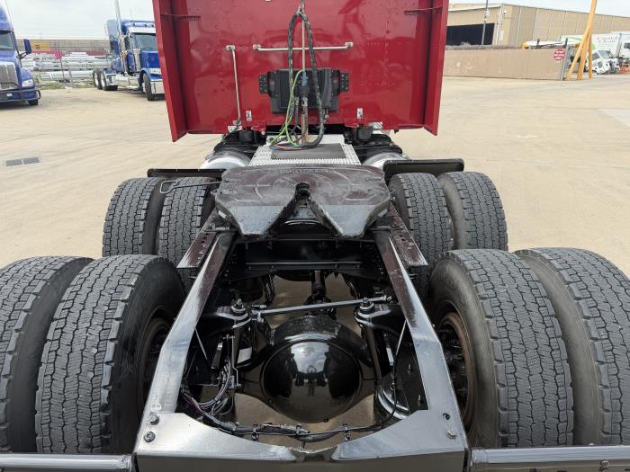 2022 Peterbilt 579-13