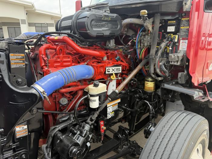 2022 Peterbilt 579-16