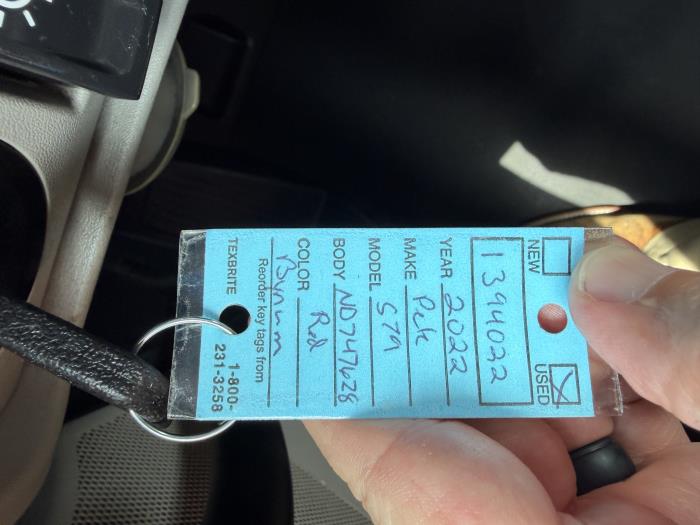 2022 Peterbilt 579-37