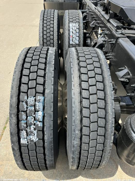 2021 Peterbilt 579-14