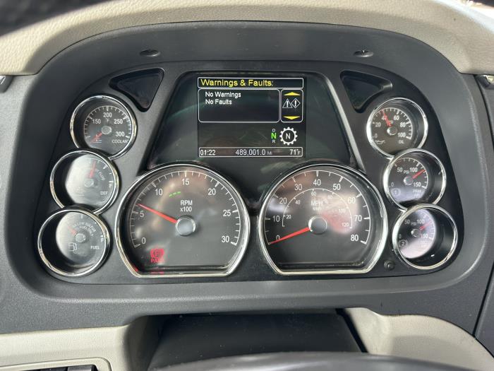 2021 Peterbilt 579-6