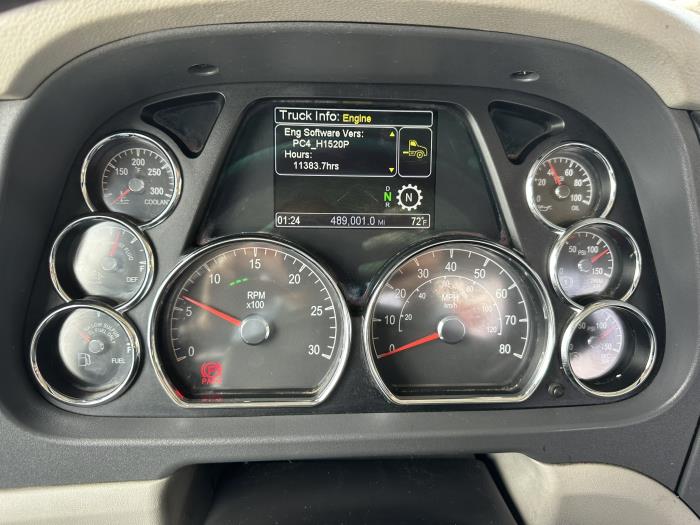 2021 Peterbilt 579-16