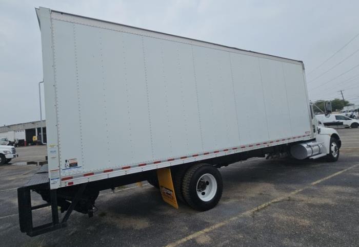 2022 Kenworth T270-5