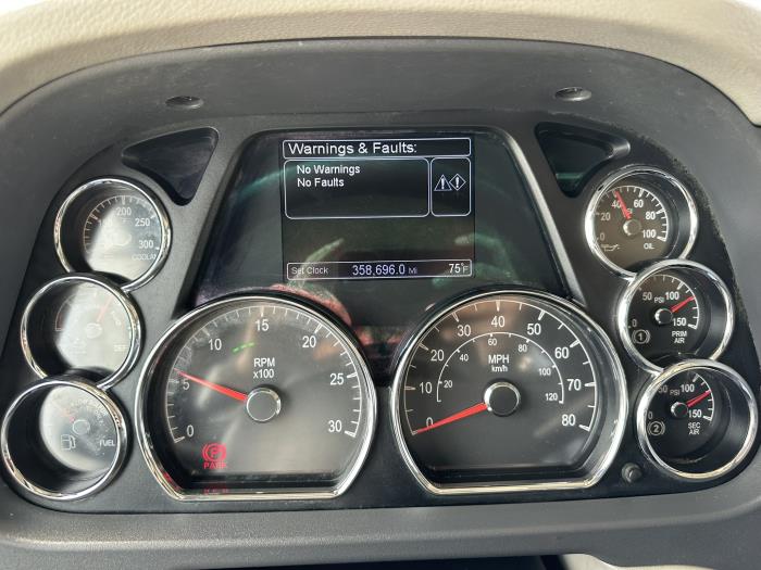 2021 Peterbilt 567-7