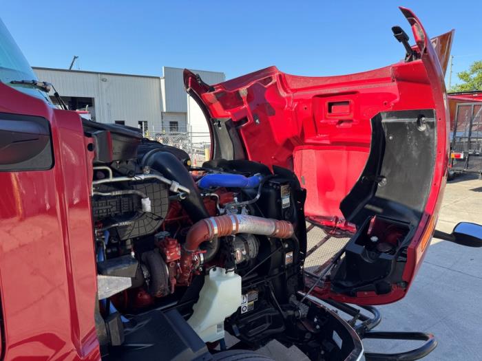 2022 Peterbilt 579-12