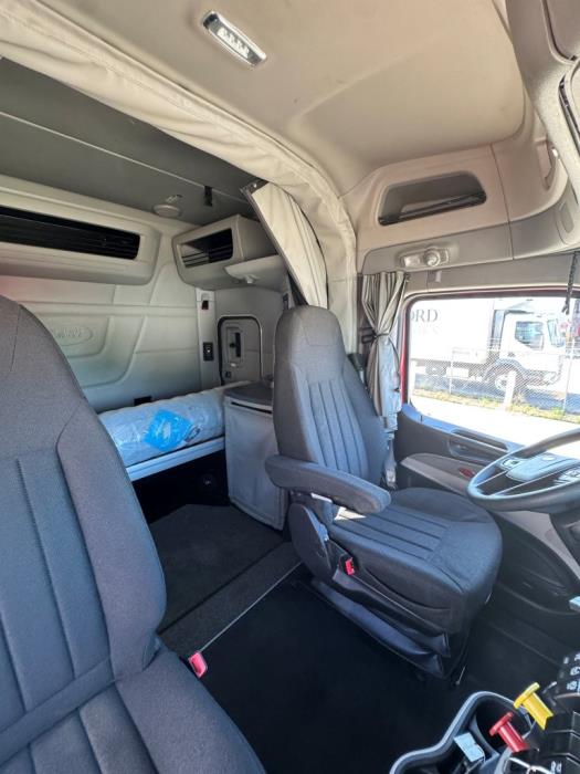 2022 Peterbilt 579-20