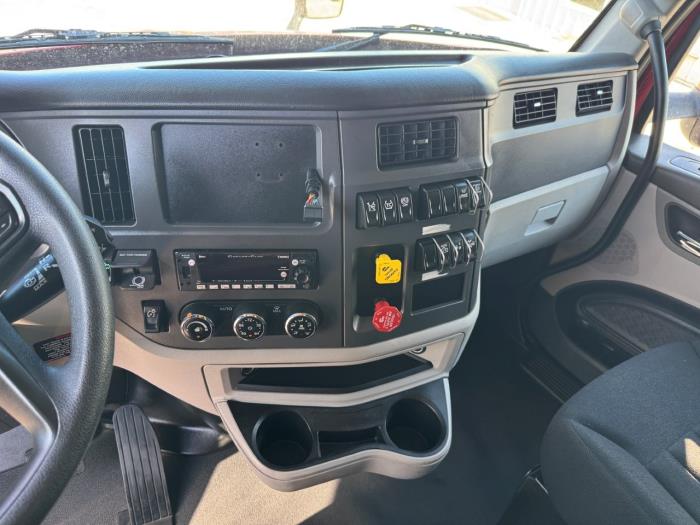 2022 Peterbilt 579-23