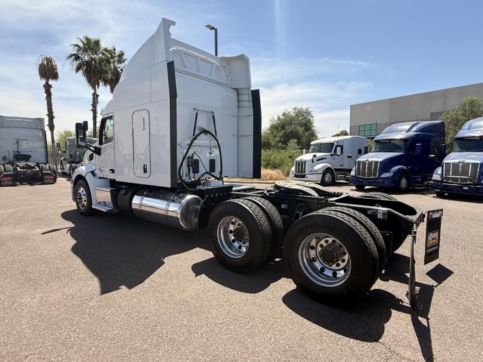 2022 Peterbilt 579-3