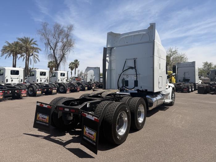 2022 Peterbilt 579-5