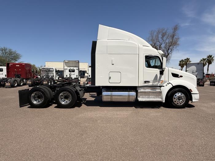2022 Peterbilt 579-6