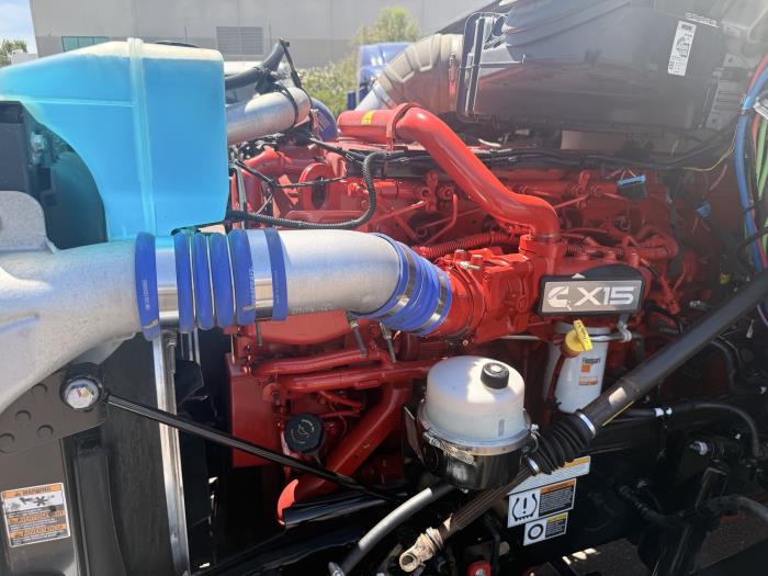 2022 Peterbilt 579-9