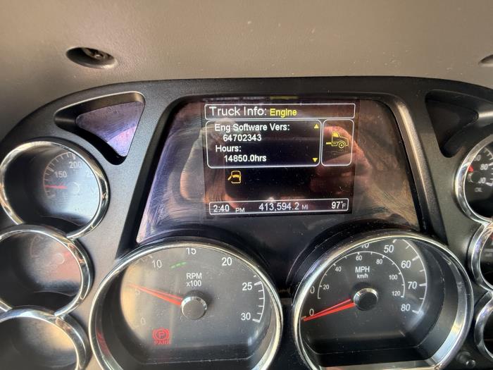 2022 Peterbilt 579-11