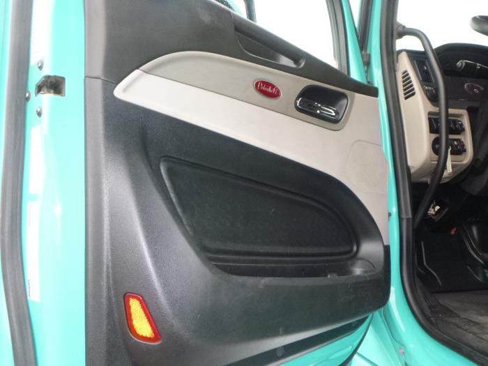 2022 Peterbilt 567-18