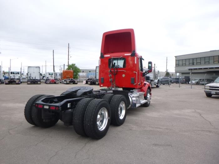 2020 Peterbilt 579-6