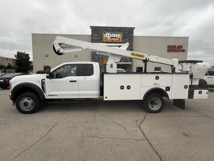 2026 Ford F-550-2