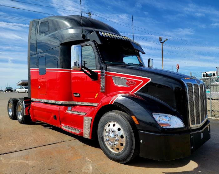 2021 Peterbilt 579-6