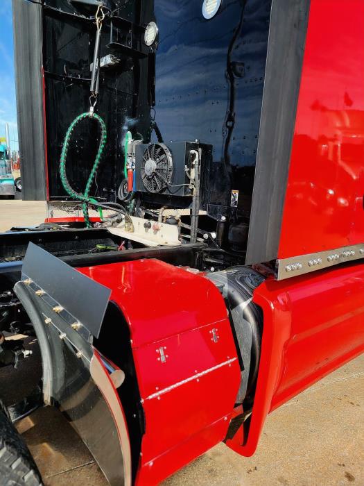 2021 Peterbilt 579-14
