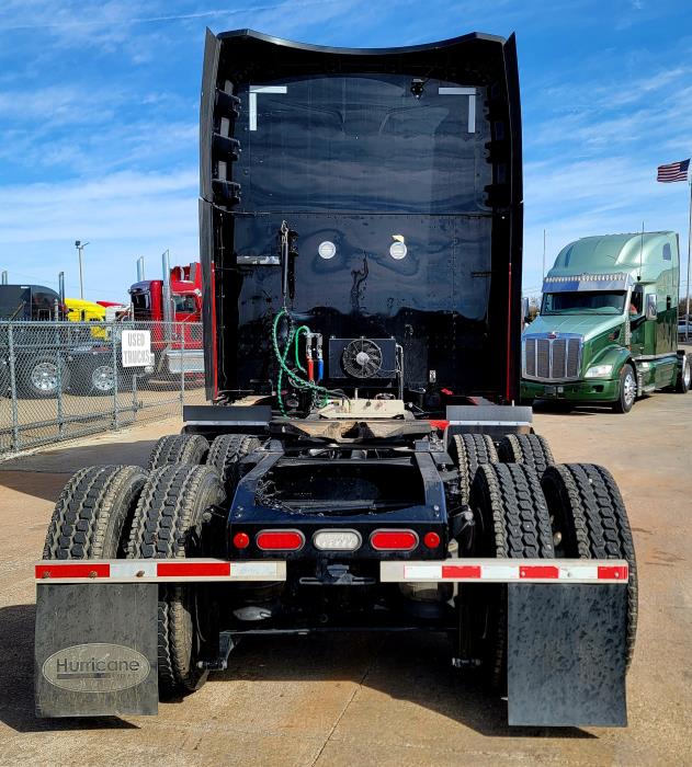 2021 Peterbilt 579-9