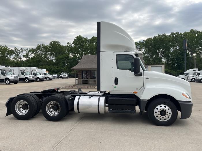 2022 International LT625-5