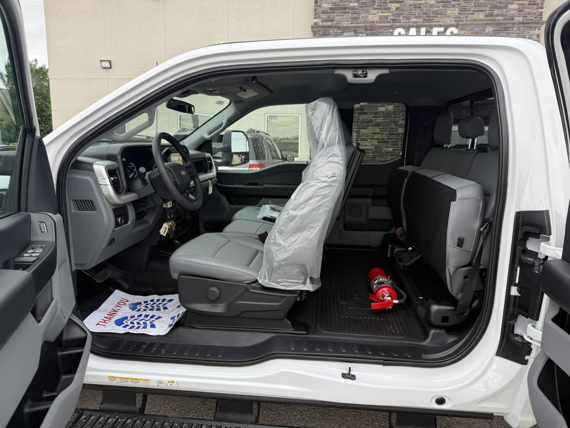 New 2026 Ford F-550 - photo 16