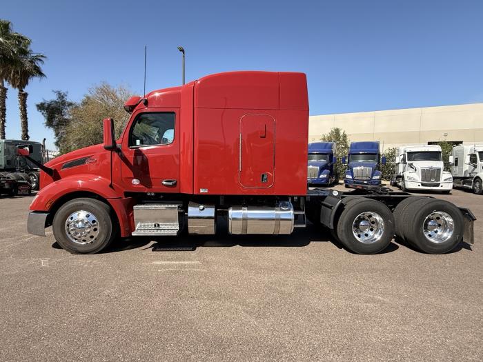 2022 Peterbilt 579-1