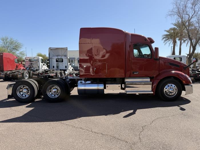 2022 Peterbilt 579-5
