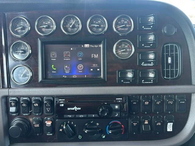 2020 Peterbilt 389-2