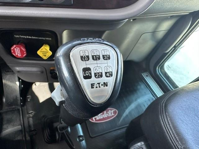 2020 Peterbilt 389-3