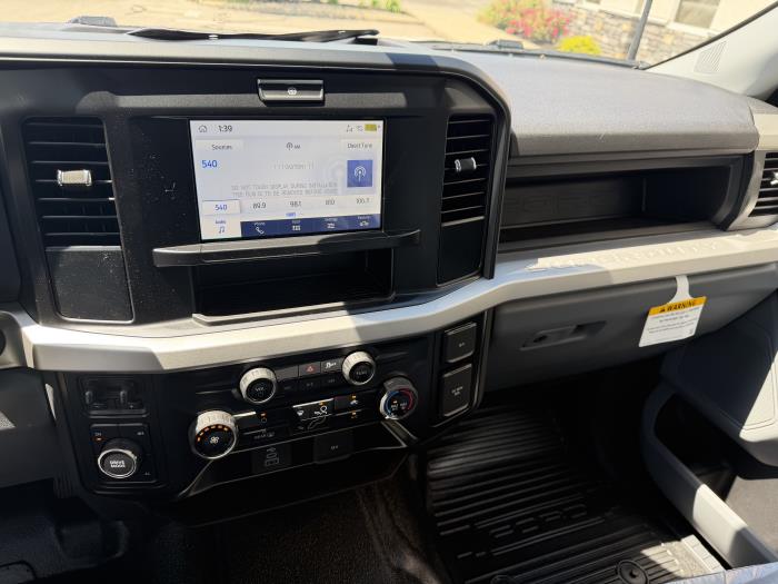 2026 Ford F-550-10