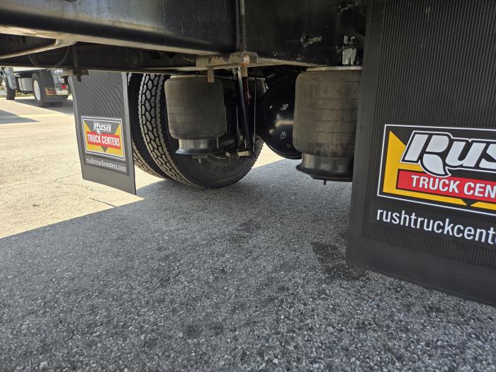 2019 International 4300-8