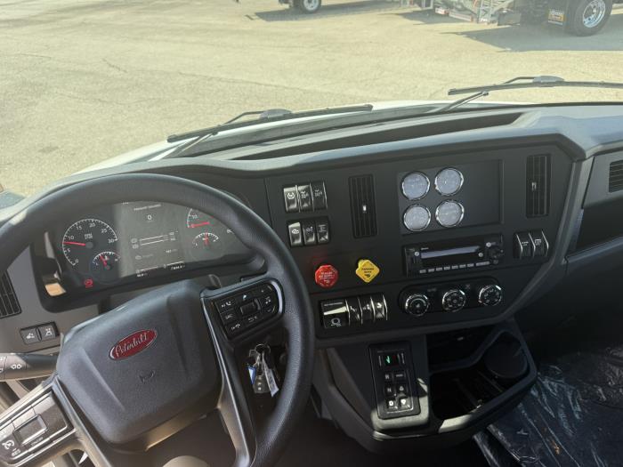 2026 Peterbilt 548-13