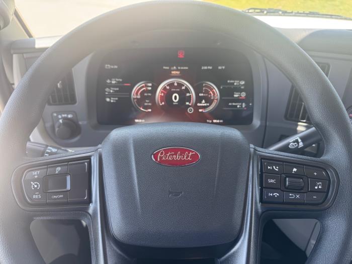2027 Peterbilt 567-13