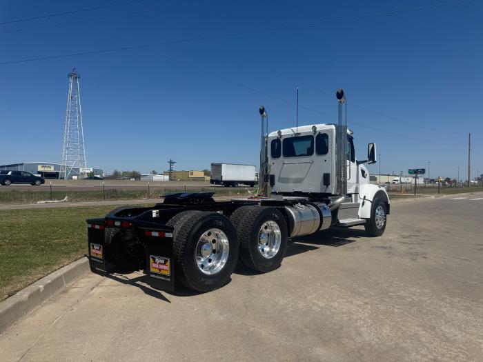 2027 Peterbilt 567-5