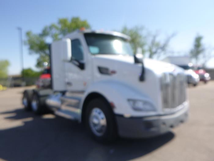 2021 Peterbilt 579-7
