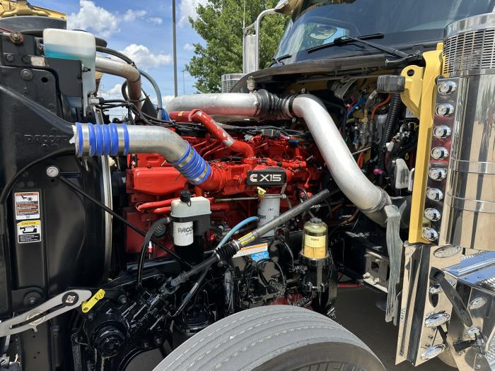 2025 Peterbilt 589-14