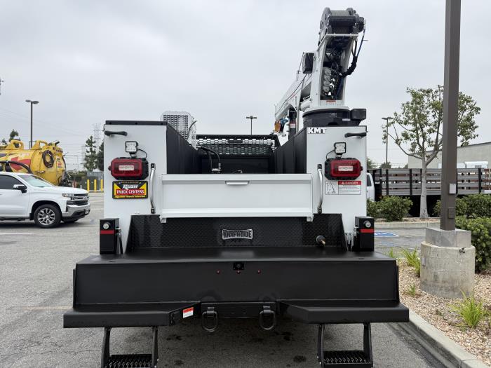 2026 Ford F-750-3