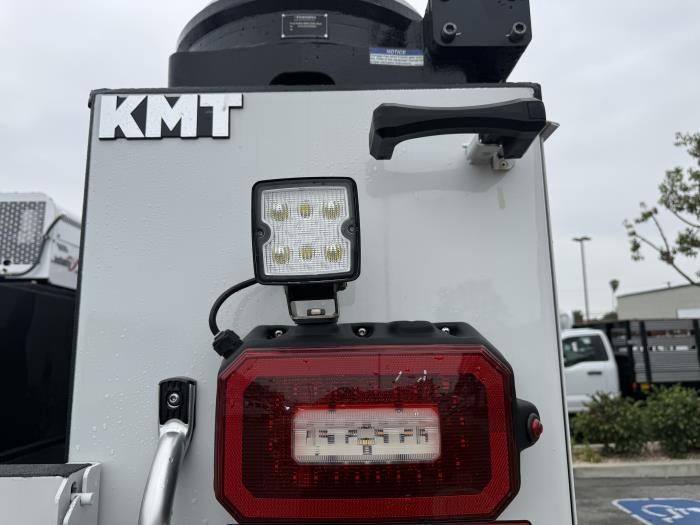 2026 Ford F-750-27