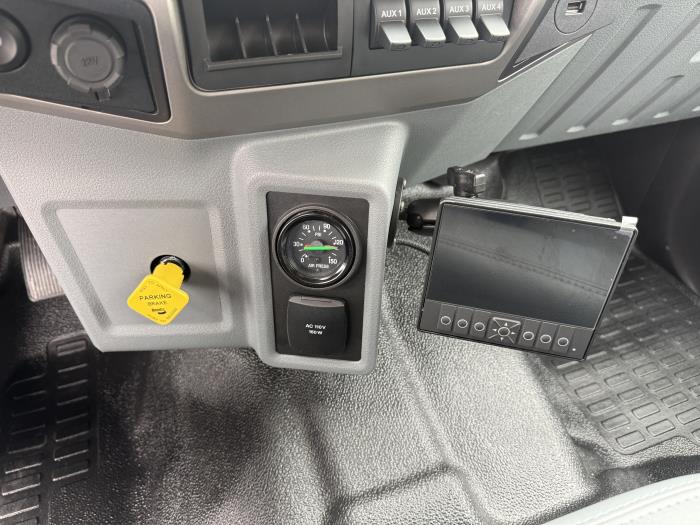 2026 Ford F-750-38