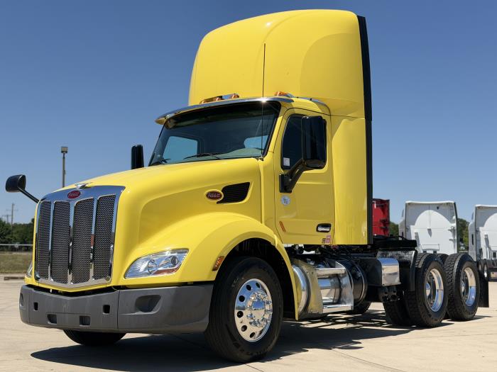 2021 Peterbilt 579-1