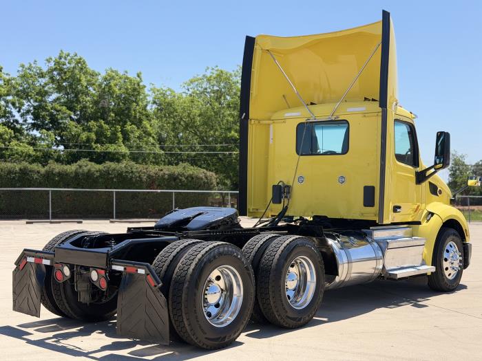 2021 Peterbilt 579-5