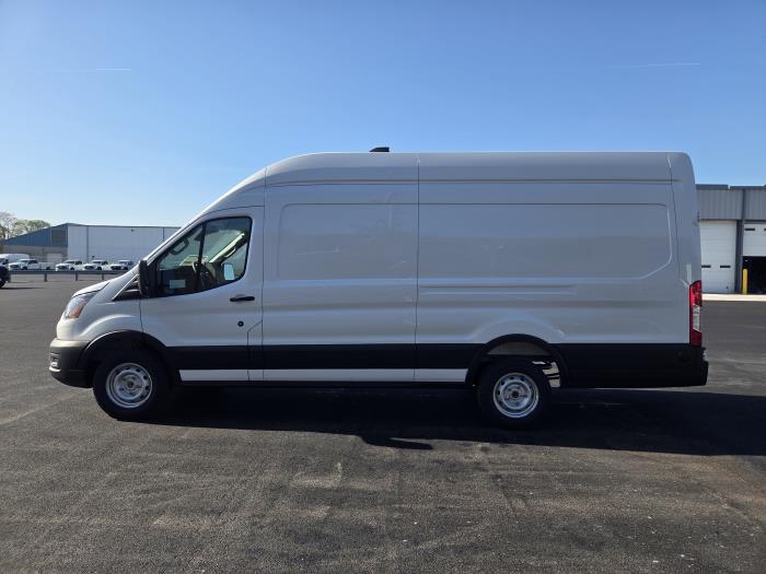 2026 Ford Transit-350-1